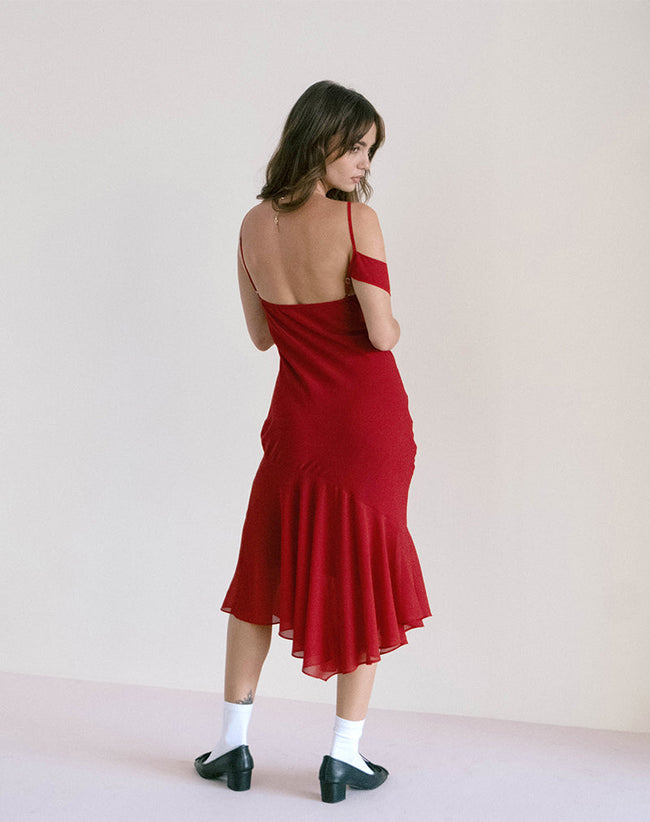 Image of Dansya Midi Chiffon Dress in Red