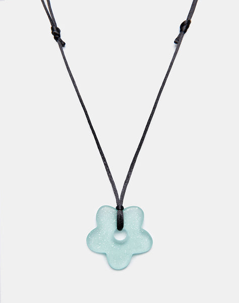Image of Flower Necklace in Resin Blue