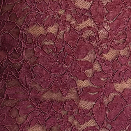 Lihat Top in Lace Burgundy with Pink Binding