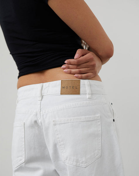 Image of Low Rise Roomy Jeans in True White