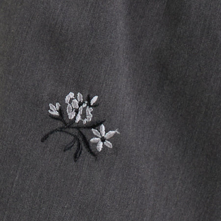Rata Shorts in Floral Embroidered Charcoal
