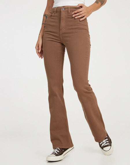 Seam Parallel Jeans in Rich Brown