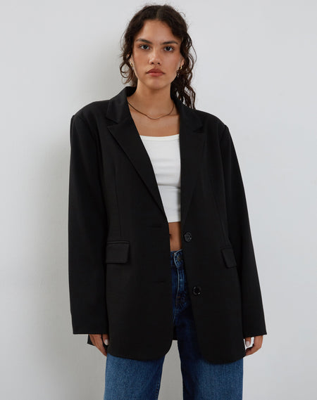 Zaviya Cropped Jacket in Black