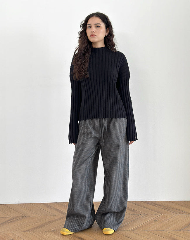 Image of Sasari Oversize Trouser in Check Navy