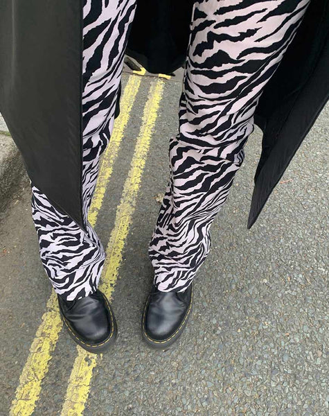 Image of Zoven Trouser in 90s Zebra Black and White