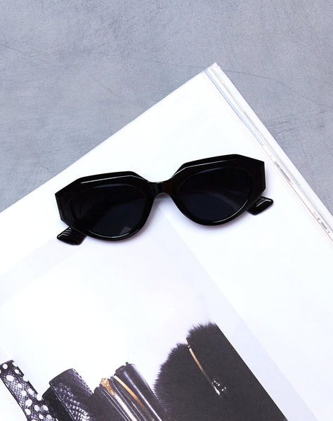 Image of Dola Sunglasses in Black