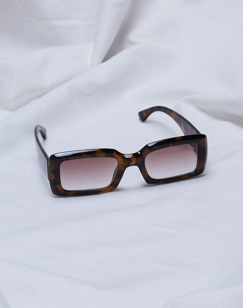 Image of Tella Sunglasses in Tortoise