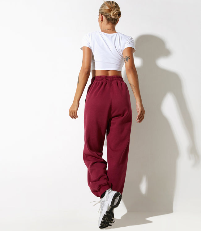 image of Roider Jogger in Burgundy with "Winning Team" Embro