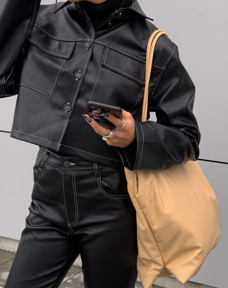 Estesa Shirt in Satin Black