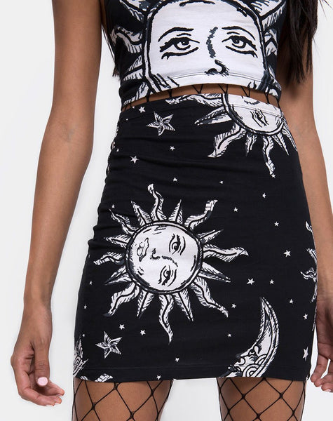 Kimmy Bodycon Skirt in Oversize Sun Moon and Stars