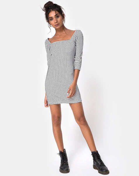 Laras Dress in Gingham Black Ivory