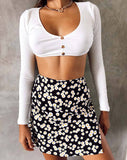 Sheny Mini Skirt in Mini Daisy Black