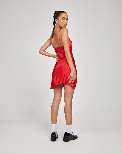 Rinti Slip Dress in Satin Red