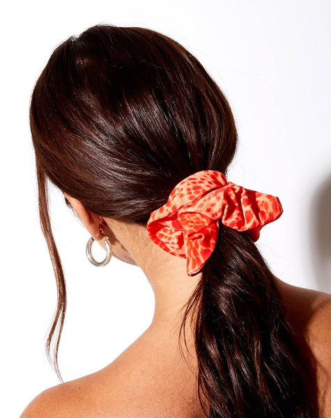 Scrunchie in Sand Leopard Orange