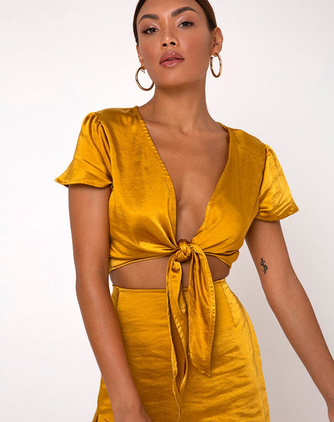 Shenka Mini Skirt in Satin Turmeric