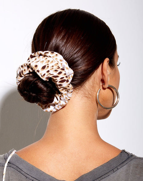 XL Scrunchie in Sand Leopard